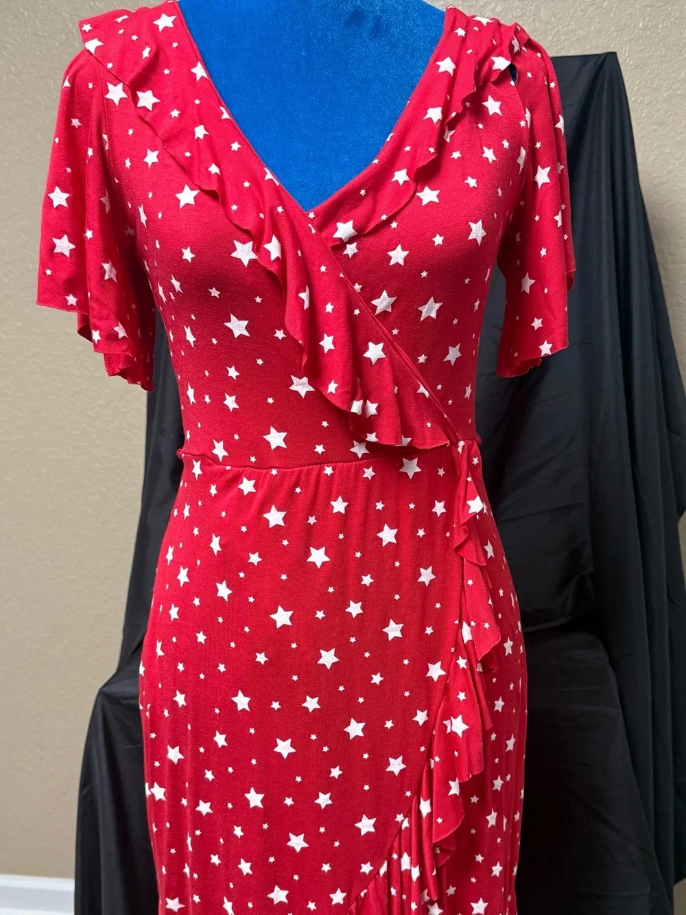 Boohoo Young ladies Red Star-Print Wrap Midi Dress - Picture 1 of 5